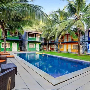 Treebo Morjim Banyan Resort With Swimming Pool