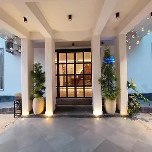 Ataraxia By Alivaa , Mussoorie Foothills, Dehradun