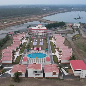 Flamingo Club And Resort Una 3 Km Away From Diu Check Post