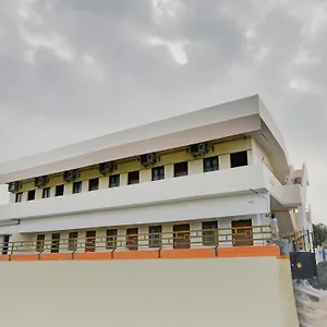Hotel O Aruthraa Residency