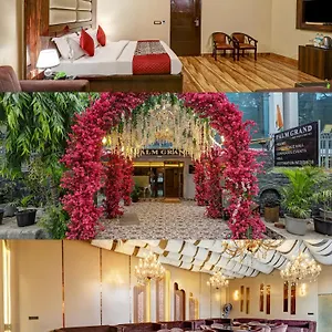 Hotel Palm Grand At Luxury Naraina New Delhi - Couple Friendly Local Ids Accepted