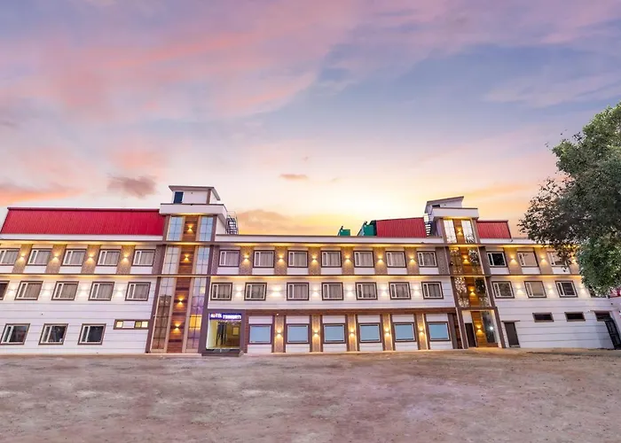 Hotel Trimurti