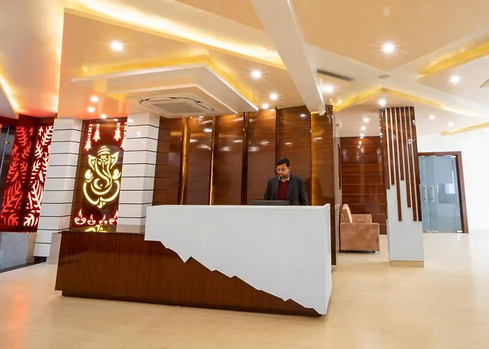Hotel Trimurti