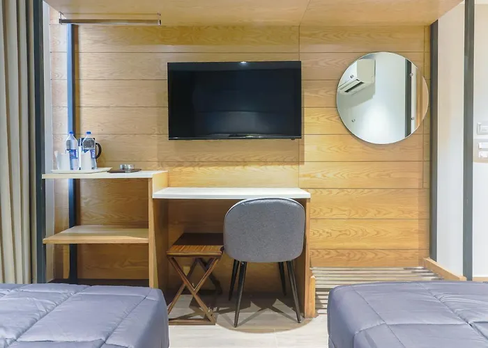 Hotel Bricks, Karol Bagh, New Delhi