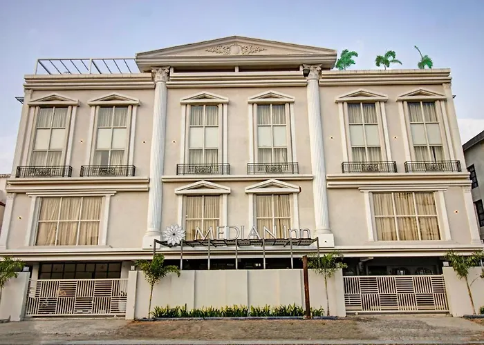 Treebo Premium Median Inn