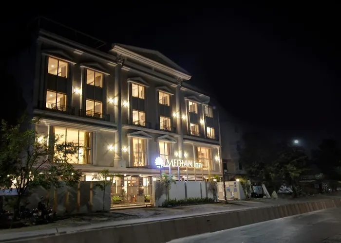 Treebo Premium Median Inn