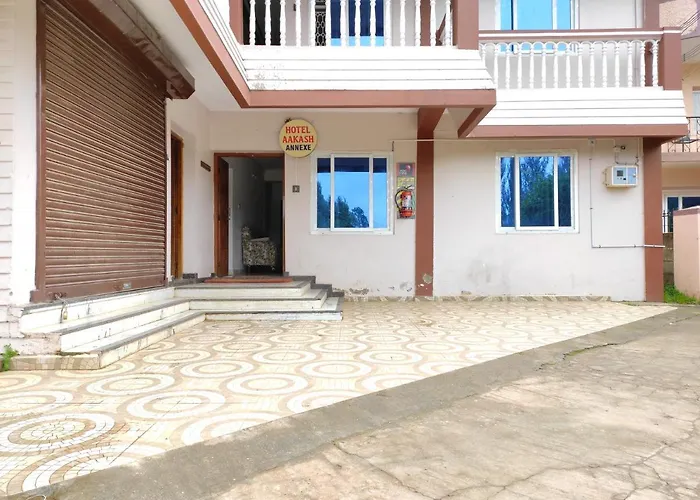Aakash Rooms And Cottages,