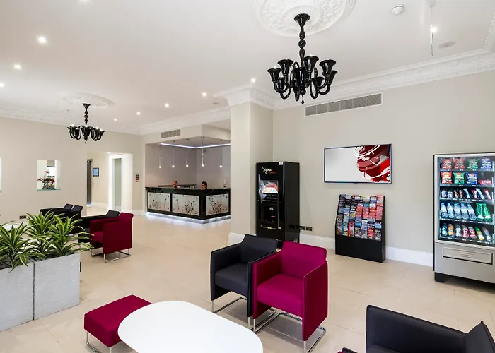 London House Hotel