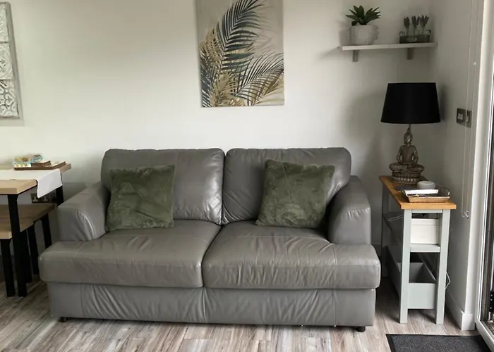 Snowdon Lodge - Glan Gwna Holiday Park Caernarfon - Luxury Family Lodge