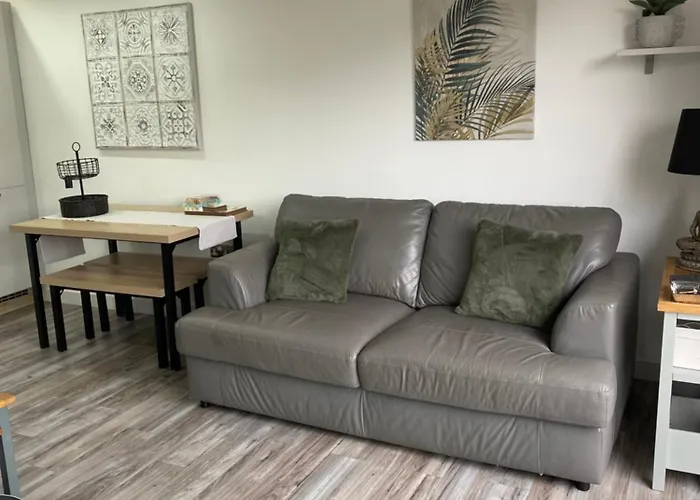 Snowdon Lodge - Glan Gwna Holiday Park Caernarfon - Luxury Family Lodge