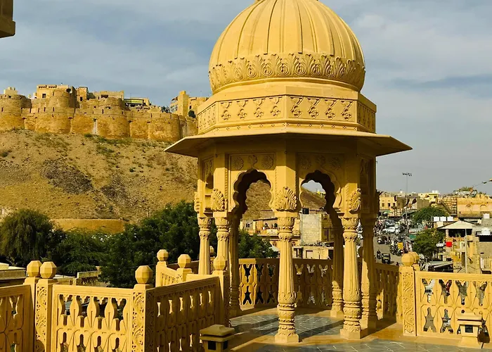 Guulab Haveli - Opp Fort