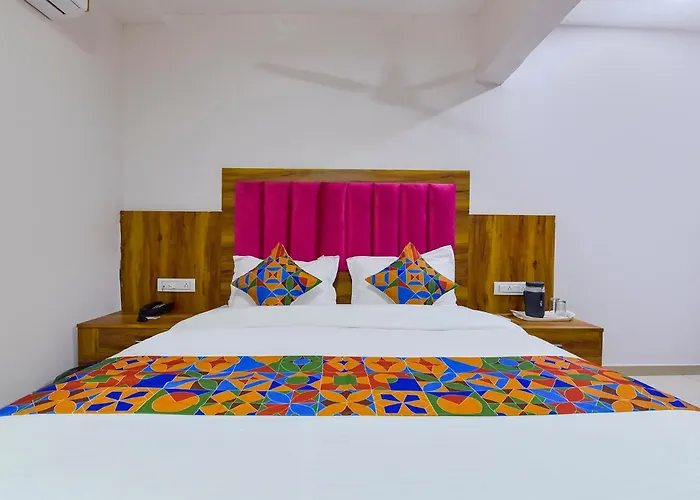 Fabhotel Star