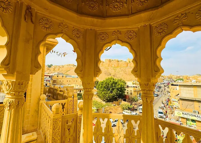 Guulab Haveli - Opp Fort