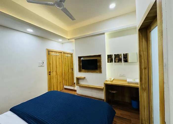 Hotel Shree Mahakal Krapa