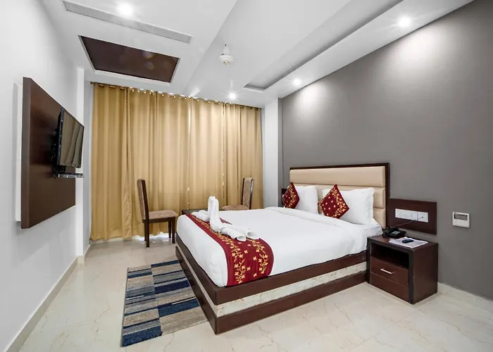 Hotel Trimurti