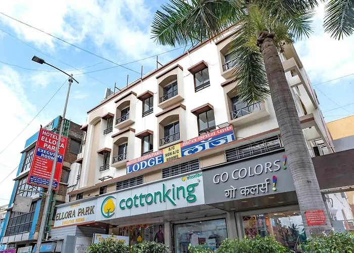 Hotel Ellora Park