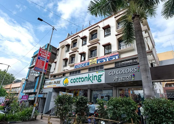 Hotel Ellora Park