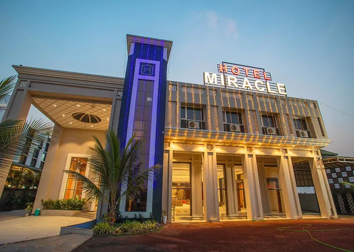 Hotel Miracle 2Km From Mahakal Temple