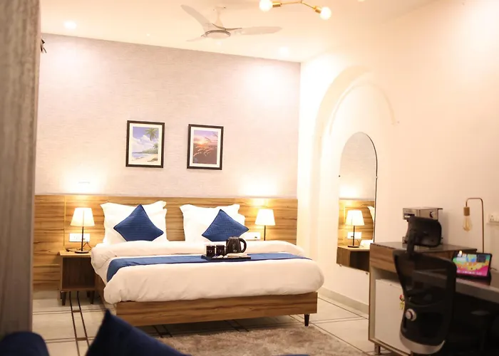 Gallivanto Inn - Rohini