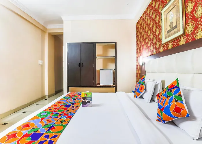 Fabhotel Pramila Inn