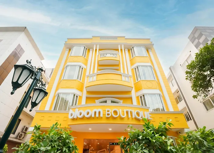 Bloom Boutique L Connaught Place Area