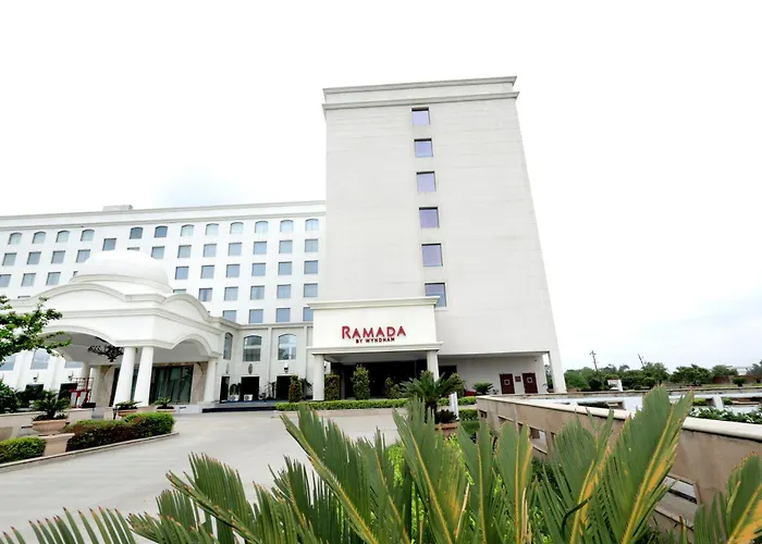 Ramada By Wyndham Lucknow Hotel And Convention Center