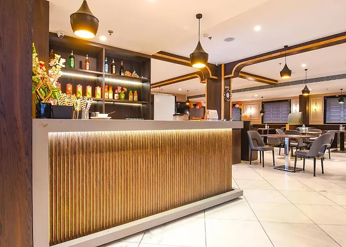 Fabhotel Kitchen Q Inn - Belaghata