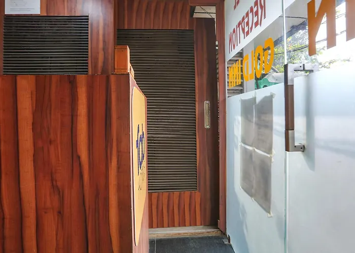 Fabhotel Gold Inn - Janakpuri