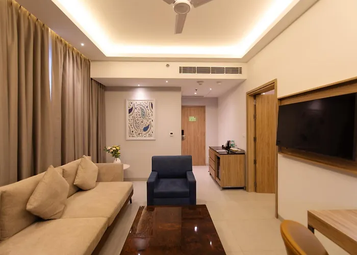 Hometel Lucknow - A Sarovar Hotel