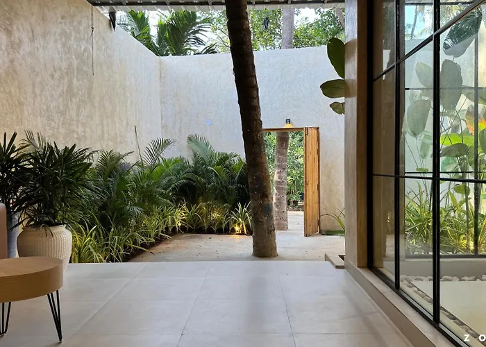 Zostel Goa, Morjim