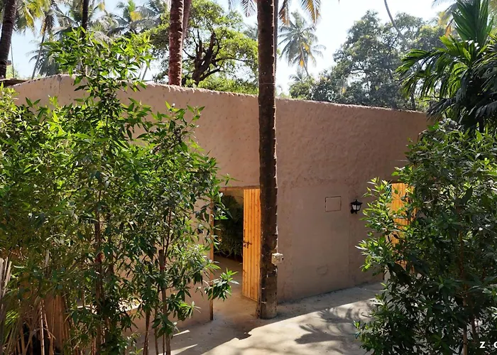 Zostel Goa, Morjim