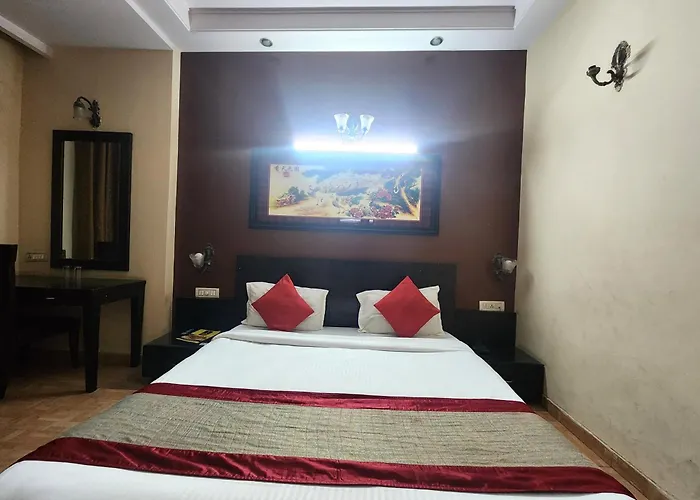 Hotel Mid Town