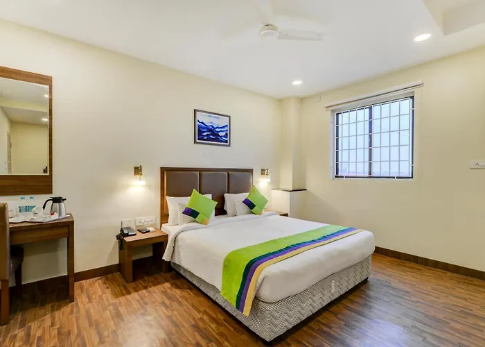 Treebo Welcome Inn, Porur
