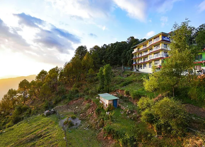Fabhotel Sn Resort