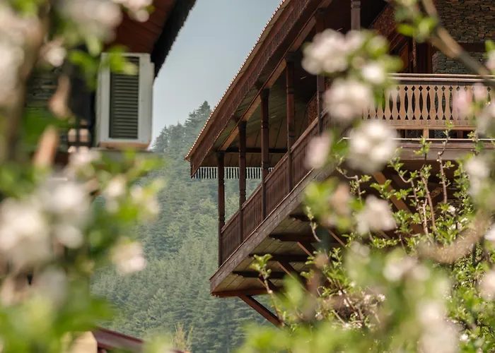 Shivadya Boutique Stay Near Manali Quiet Naggar Side Retreat