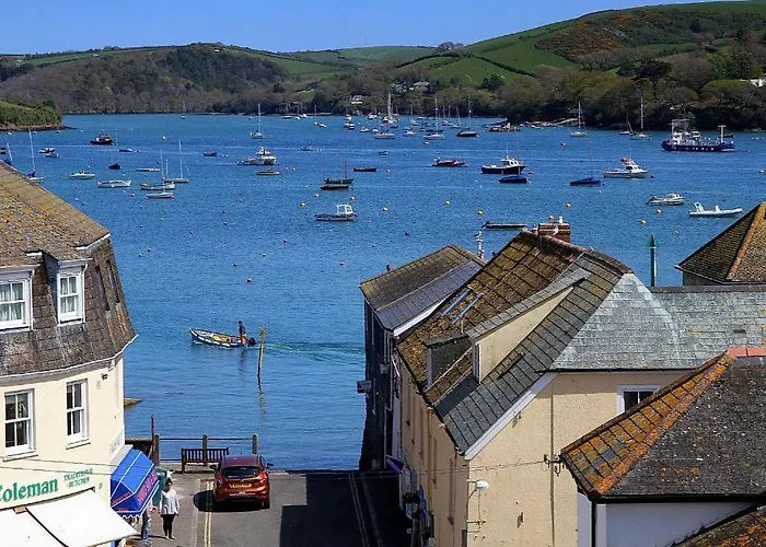 The Old Post Office - Parking Available - 75 Meters Estuary
