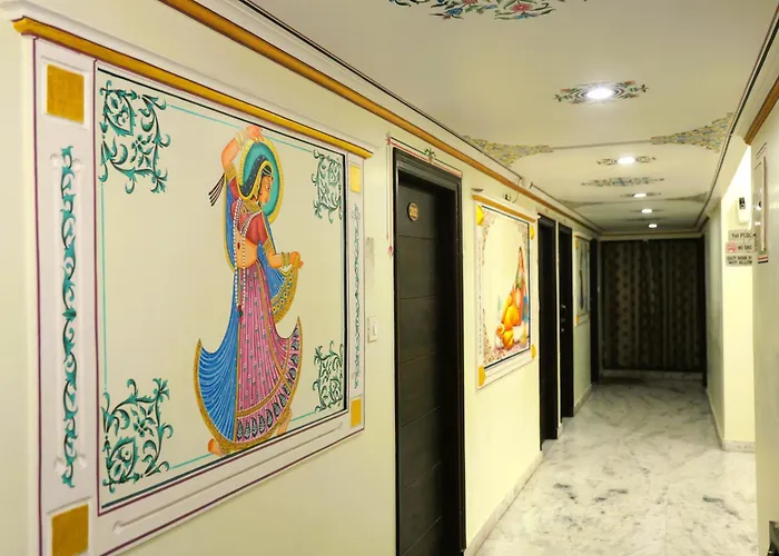 Hotel Pulse Inn- Near Jaipur Railway Station
