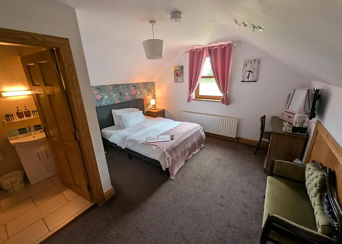 Carnately Lodge