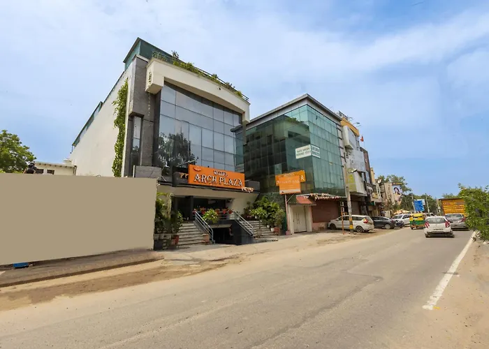 Hotel Arch Plaza At Yashobhoomi By Arch Group