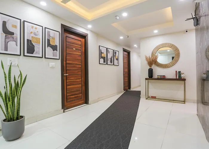 Fabhotel Gold Inn - Janakpuri