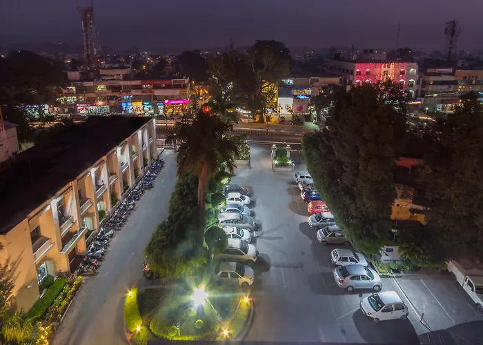 Hotel Madhuban