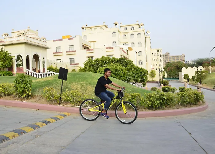 Le Meridien Jaipur Resort & Spa
