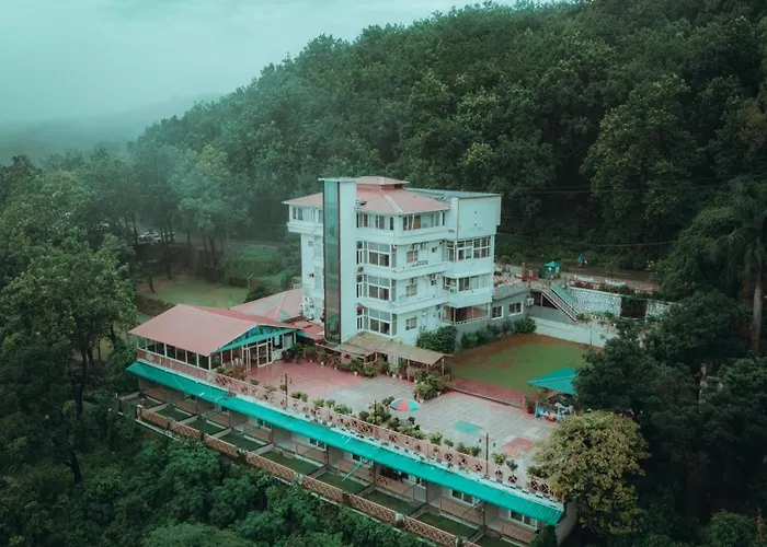 Hotel Rajpur Heights