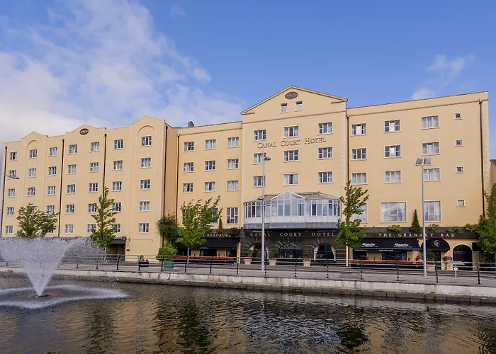 Canal Court