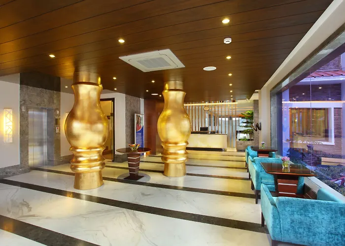 Marigold Sarovar Portico Shimla With Heated Pool And Ac Rooms-A Resort Cottage And Spa