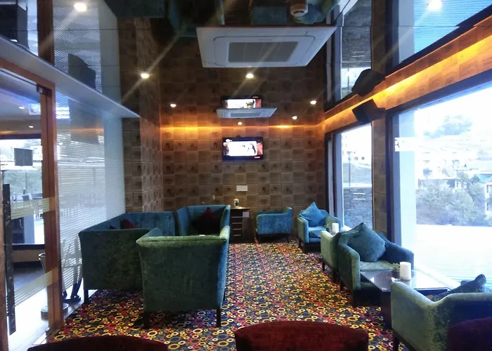 Marigold Sarovar Portico Shimla With Heated Pool And Ac Rooms-A Resort Cottage And Spa