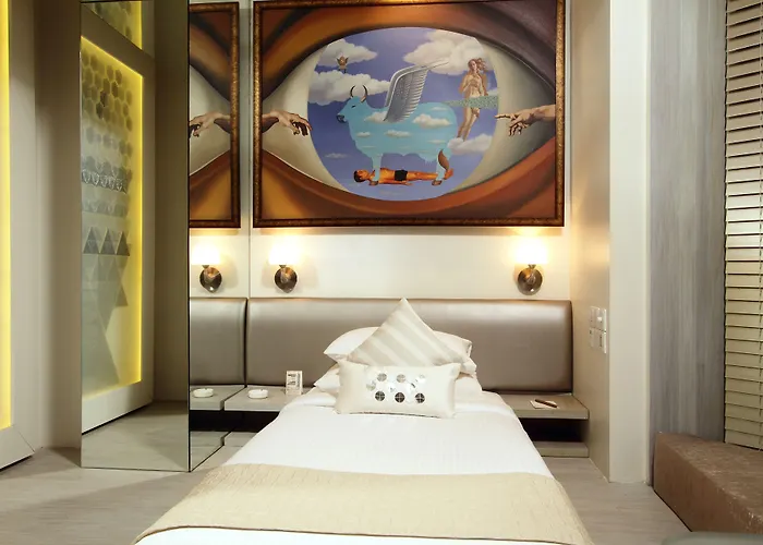Le Sutra Hotel, Khar, Mumbai