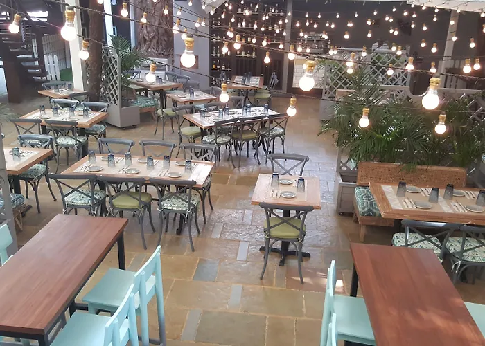 Le Sutra Hotel, Khar, Mumbai