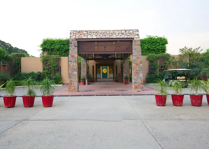 Lemon Tree Hotel, Tarudhan Valley, Manesar