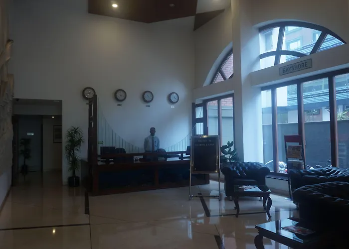 Sfo Hotel And Suites